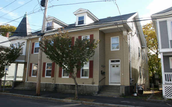 11 Mason St in Salem, MA - Foto de edificio