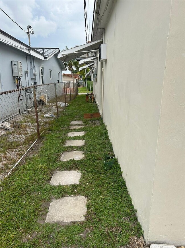 property at 1919 N 38th Ave
