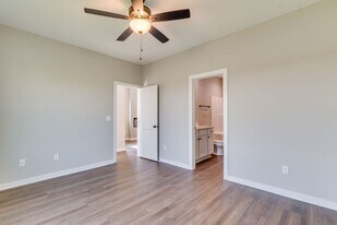 15513 W Josephine St in Goddard, KS - Building Photo