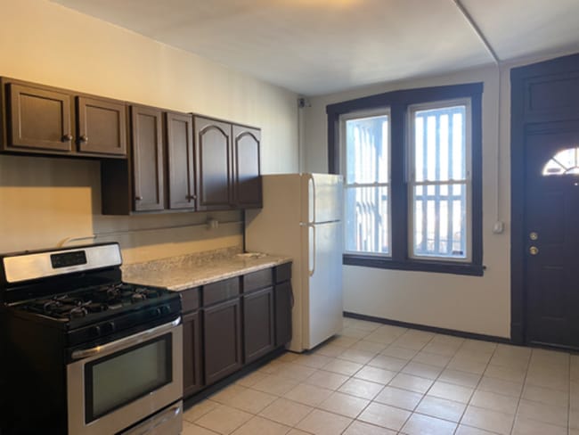 4138 S Archer Ave in Chicago, IL - Building Photo - Building Photo