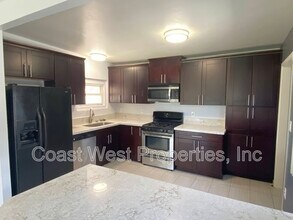 9161 Huntington Ave in San Diego, CA - Building Photo - Building Photo