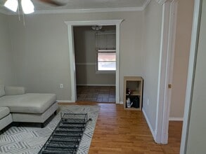 117 N University Dr, Unit Apt 1 in Edmond, OK - Building Photo - Building Photo