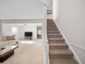 2521 Waterford Ln in Lake In The Hills, IL - Building Photo - Building Photo