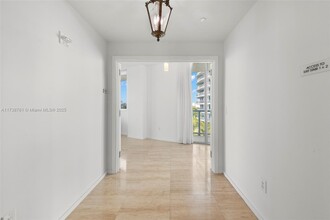 1470 16th St in Miami Beach, FL - Building Photo - Building Photo