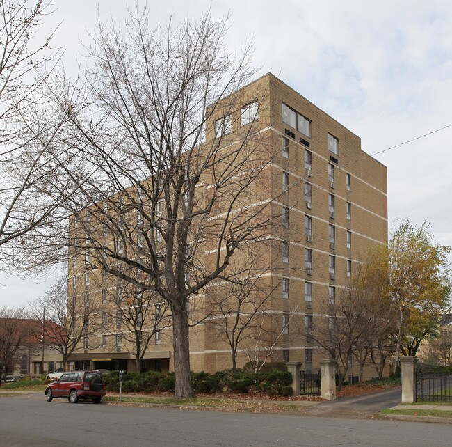 Amos Towers in Scranton, PA - Building Photo - Building Photo