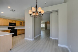 10342 Spider Rock Ave in Las Vegas, NV - Building Photo - Building Photo