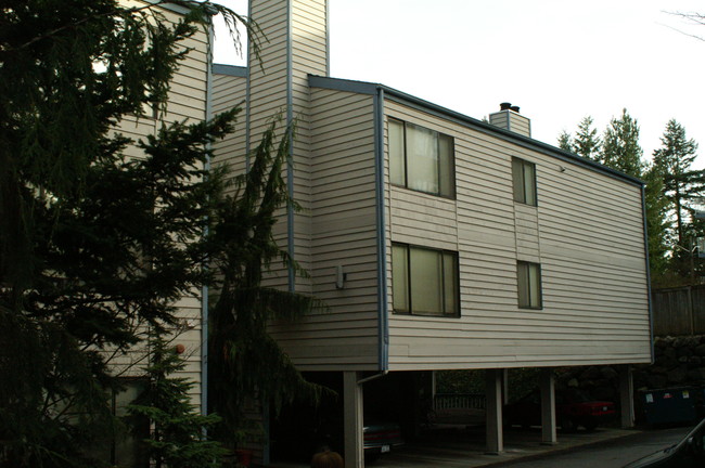 Sunrise on the Lake in Seattle, WA - Building Photo - Other