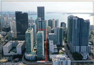 79 SW 12th St, Unit 3201-S in Miami, FL - Foto de edificio - Building Photo