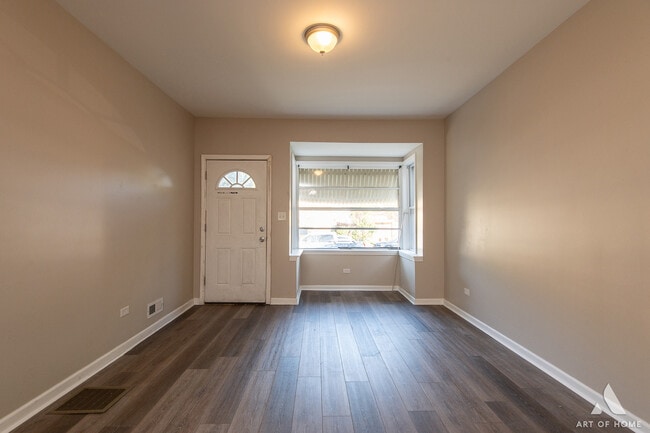 2742 N 74th Ct in Elmwood Park, IL - Building Photo - Building Photo