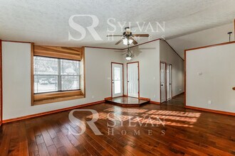 4212 Stone Mill Dr in Indianapolis, IN - Building Photo - Building Photo