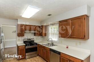 155 Beaverwood Ln in Lawrenceville, GA - Building Photo - Building Photo
