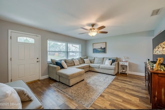 1036 Tompkins Dr in Port Orange, FL - Building Photo - Building Photo