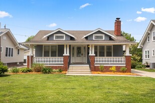 640 48th St in Des Moines, IA - Building Photo