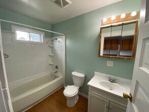 998 Butterworth St SW in Grand Rapids, MI - Building Photo - Building Photo