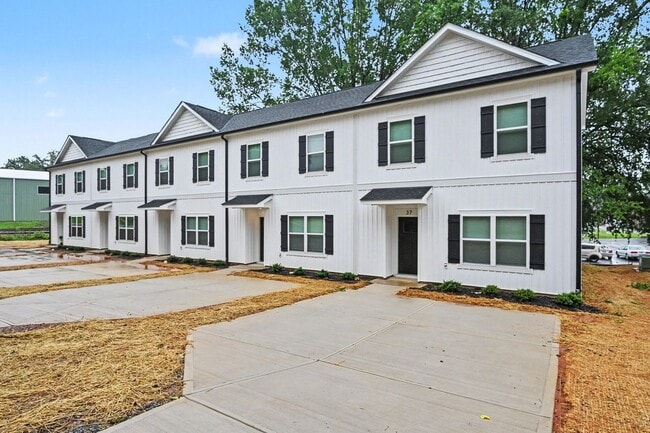 property at 45 E 13th St