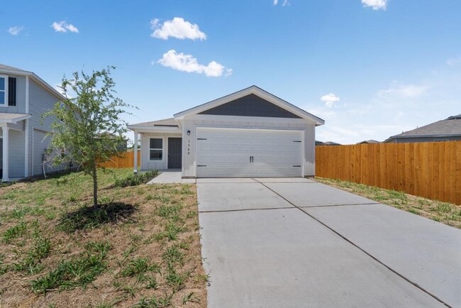 3940 Prairie Crk in New Braunfels, TX - Building Photo - Building Photo