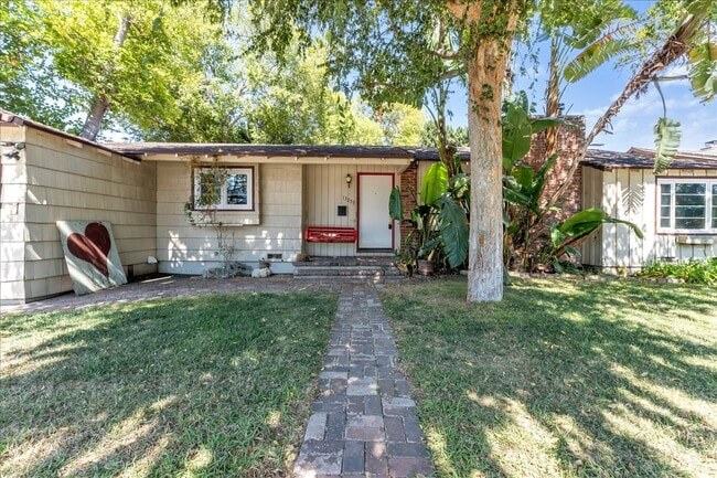 property at 13253 Magnolia Blvd