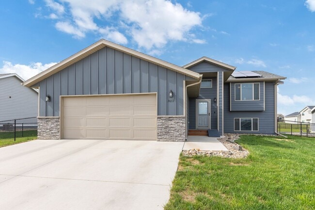 property at 3012 Allison Ln