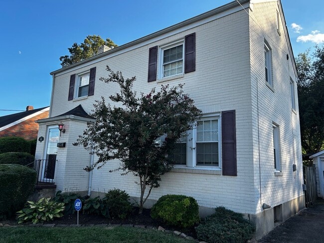 4318 Delray St NW in Roanoke, VA - Building Photo - Building Photo