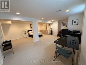 1502 Thetford Ct in Mississauga, ON - Building Photo - Building Photo