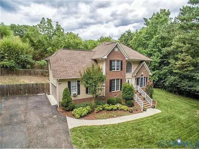 429 Nottingham Dr in Colonial Heights, VA - Building Photo - Building Photo