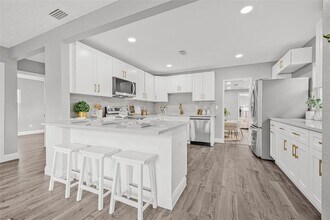 1302 22nd Ave N in St. Petersburg, FL - Building Photo - Building Photo