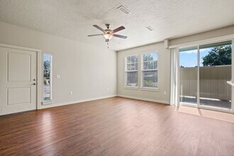 7344 N Lucy Rose Ln in Boise, ID - Building Photo - Building Photo
