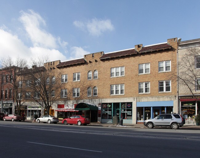 284 Main St in Great Barrington, MA - Building Photo - Building Photo