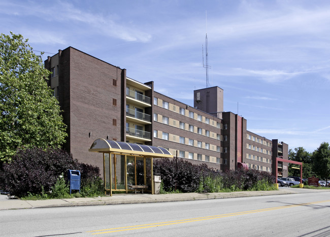 Ambassador Apartments in Pittsburgh, PA - Building Photo - Building Photo