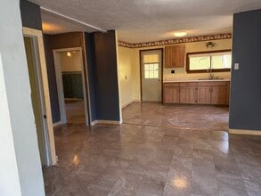 74 N Highland Ave in Moundsville, WV - Building Photo - Building Photo