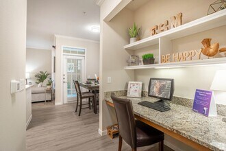 13200 Firebrick Dr in Houston, TX - Foto de edificio - Building Photo