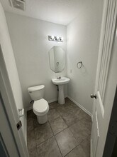 1045 Polmont Ct in Seguin, TX - Building Photo - Building Photo