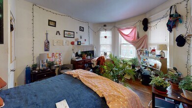 11 Ransom Rd, Unit 2 in Boston, MA - Foto de edificio - Building Photo