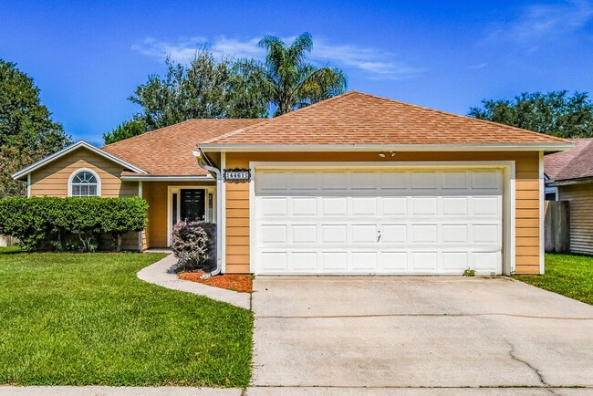 property at 4461 Cobblefield Cir W