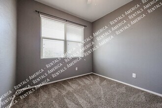 4964 E Smoky Quartz Rd in San Tan Valley, AZ - Building Photo - Building Photo