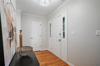10965 Pinehigh Dr in Alpharetta, GA - Foto de edificio - Building Photo