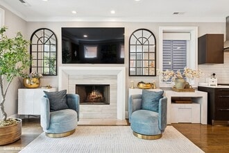 637 W Melrose St in Chicago, IL - Building Photo - Building Photo