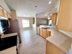 2622 Glasbern Cir in West Melbourne, FL - Building Photo - Building Photo