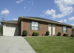 715 Oak St Apartments