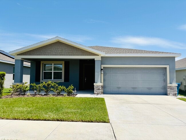 property at 1185 Saguaro St