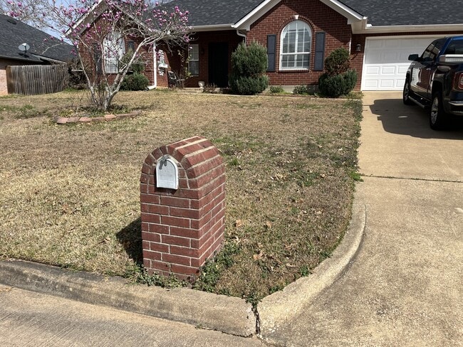 property at 302 Red Oak Ln