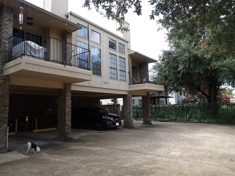 3909 Rawlins St in Dallas, TX - Building Photo