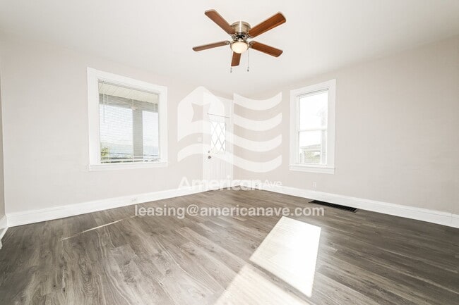 303 Shady Ave in Charleroi, PA - Foto de edificio - Building Photo