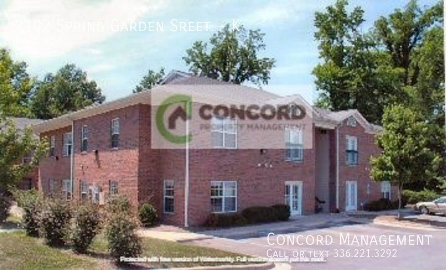 2102 Spring Garden Sreet in Greensboro, NC - Building Photo