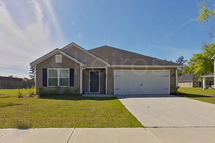 100 Ebenezer Blf Wy in Springfield, GA - Building Photo