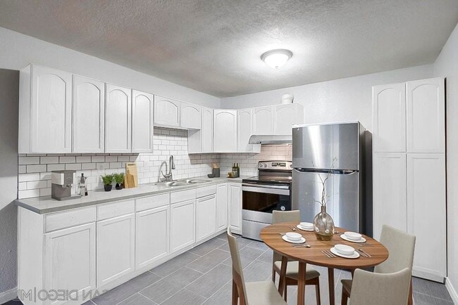 property at 8940 Kenwood Dr
