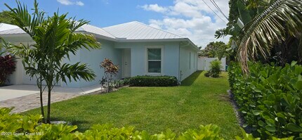 6882 3rd St in Jupiter, FL - Building Photo - Building Photo