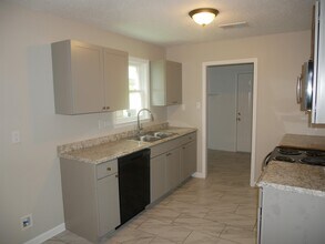 4651 Addington Dr in Memphis, TN - Building Photo - Building Photo