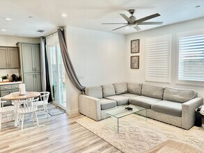 996 Ponderosa Wy W in Madera, CA - Building Photo - Building Photo