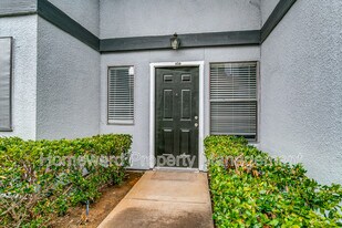 620 Ridgeline Dr in Hurst, TX - Building Photo